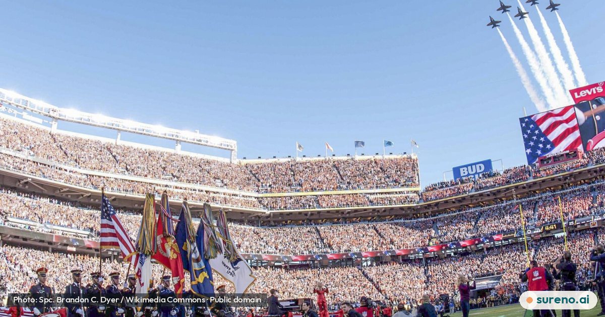 Super Bowl 50 Blue Angels flyover 150903-D-FW736-012.JPG