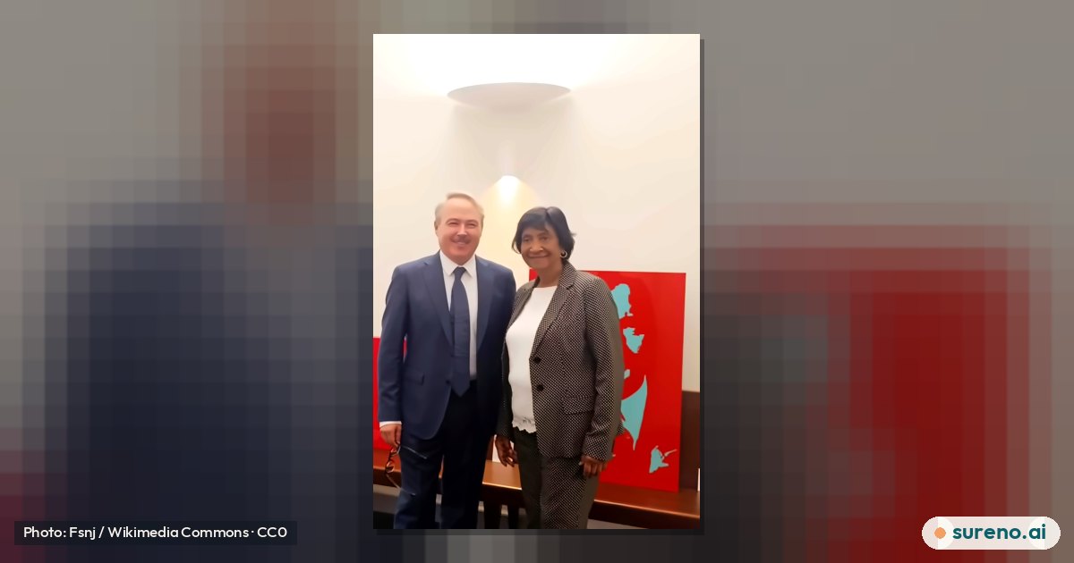 Arrigo Musti and Navanethem "Navi" Pillay, 2026 Nobel Peace Prize laureate, at the handover of the portrait of Robert H. Jackson, Nuremberg Forum 2024.jpg