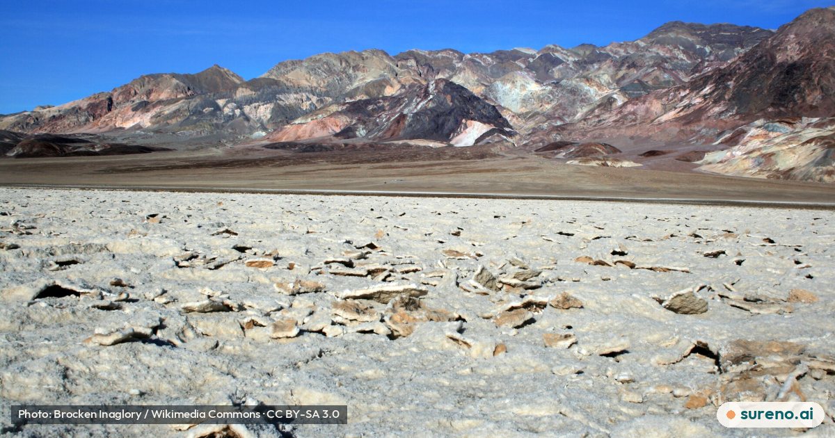 Devil's Golf Course in Death Valley NP.jpg