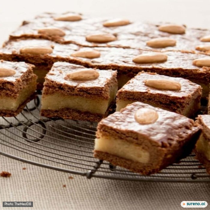 Gevulde speculaas, the finished dish