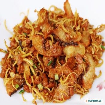 Crispy fried fish with ginger and fermented soybeans (trey chien chuon)